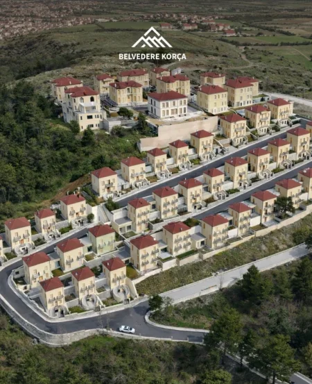 Tirane, shitet Vile Kati 4, 250 m² 315.000 € (KORCE)