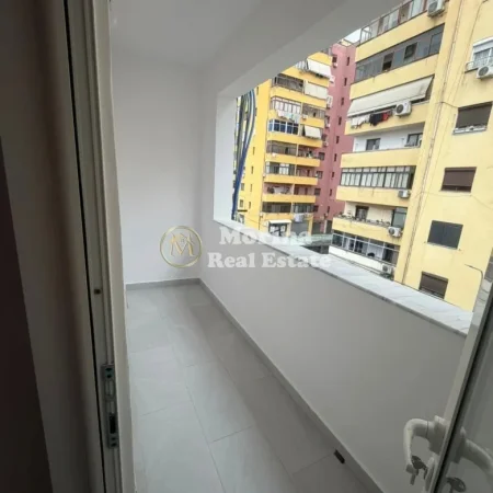 Tirane, shitet apartament 1+1 Kati 5, 54 m² 98.000 € (Porcelan)