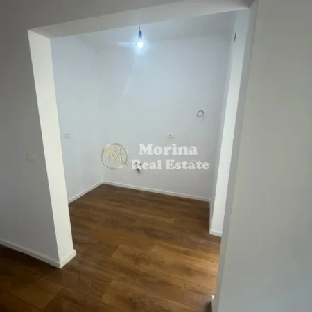 Tirane, shitet apartament 1+1 Kati 5, 54 m² 98.000 € (Porcelan)