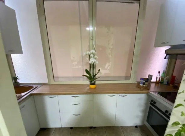 Tirane, jepet me qera apartament 2+1 Kati 1, 50 m² 650 € (STADIUMI DINAMO)