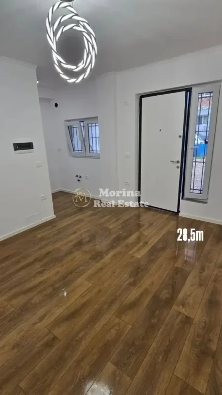 Tirane, shitet garsonier Kati 1, 28 m² 80.000 € (Vasil Shanto)