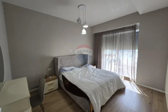 Tirane, jepet me qera apartament 1+1 Kati 6, 70 m² 600 € 