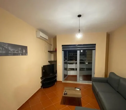 Tirane, jepet me qera apartament 1+1 Kati 4, 56 m² 570 € (IRFAN TOMINI)