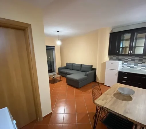 Tirane, jepet me qera apartament 1+1 Kati 4, 56 m² 570 € (IRFAN TOMINI)