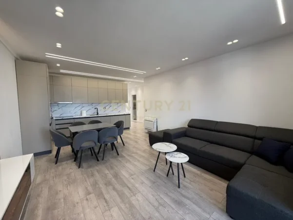 Tirane, shes apartament 2+1 Kati 6, 108 m² 250.000 € (Bulevardi i Ri)