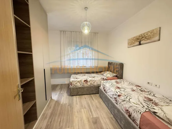 Tirane, jepet me qera apartament 2+1+Ballkon Kati 1, 102 m² 600 € (Vila L, Astir)