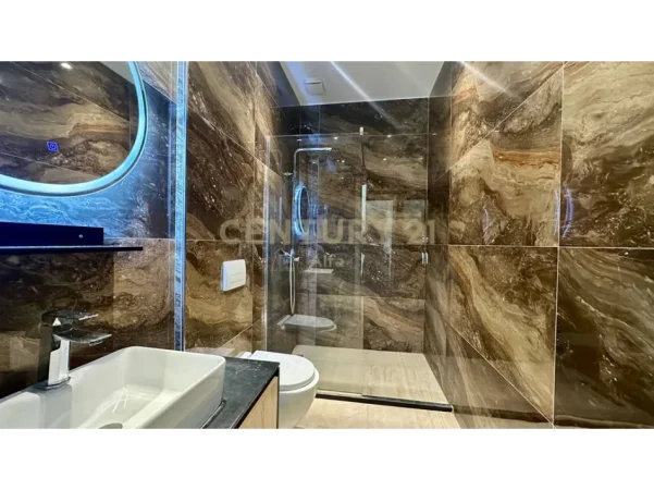 Tirane, shes apartament 2+1 Kati 5, 94 m² (Kodra e Diellit)