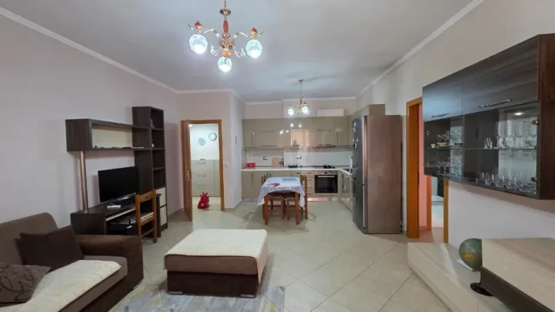 Tirane, jepet me qera apartament 2+1 , 99 m² 500 € (Yzberisht)
