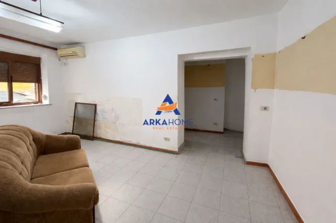 Tirane, shitet apartament 1+1 Kati 2, 28 m² 73.000 € 