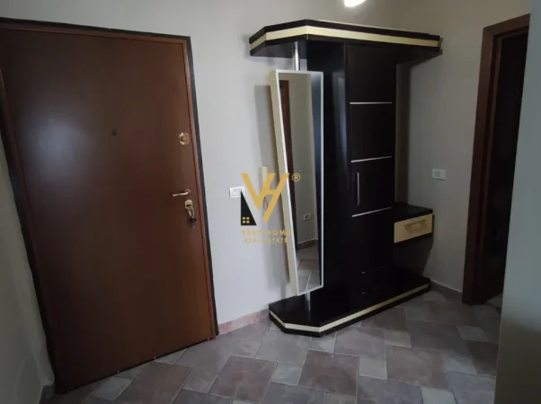 Tirane, jepet me qera apartament 1+1+Ballkon Kati 3, 60 m² 620 € (SHKOLLA E BALETIT)