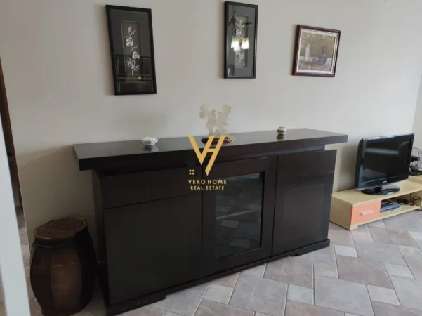 Tirane, jepet me qera apartament 1+1+Ballkon Kati 3, 60 m² 620 € (SHKOLLA E BALETIT)