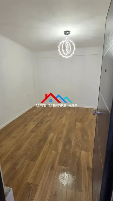 Tirane, shitet garsonier Kati 1, 30 m² 87.000 € (RRUGA SULEJMAN DELVINA)