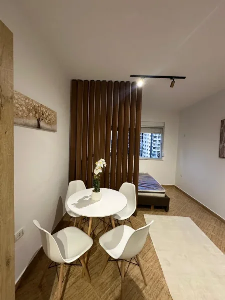 Shqiperi, shitet garsonier 1+1 Kati 4, 34 m² 56.000 € (Shkëmbi i Kavajës)