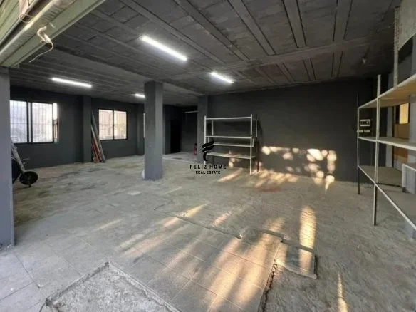 Tirane, jepet me qera magazine Kati 0, 120 m² 650 € (LAPRAKE)