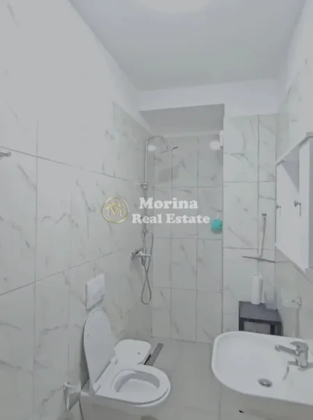 Tirane, jepet me qera apartament 2+1 Kati 5, 83 m² 600 € (Ish Sheshi Shqiponja)