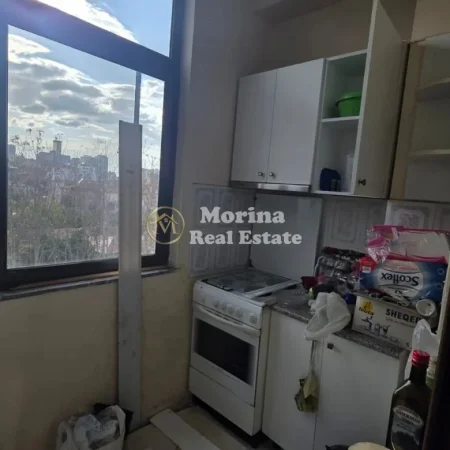 Tirane, shitet apartament 2+1 Kati 3, 100 m² 200.000 € (Brryli)