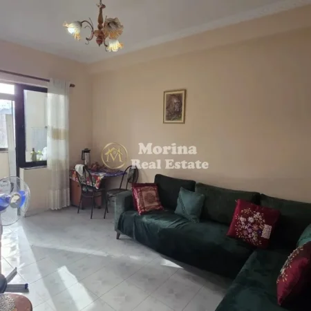 Tirane, shitet apartament 2+1 Kati 3, 100 m² 200.000 € (Brryli)