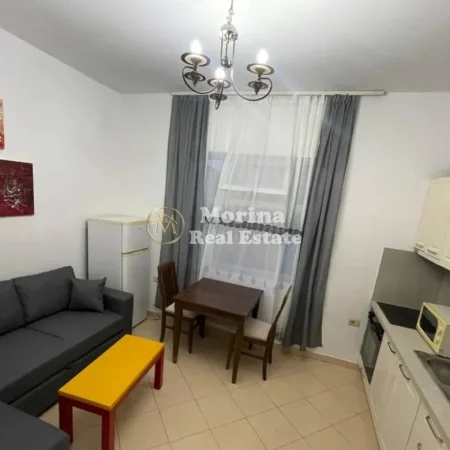 Tirane, jepet me qera shtepi 1+1 Kati 1, 50 m² 350 € (Rruga Elbasanit)