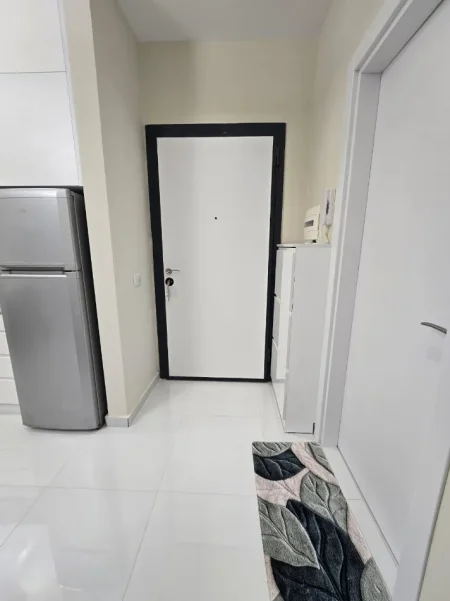 Tirane, jepet me qera apartament 1+1 Kati 5, 60 m² 450 € 