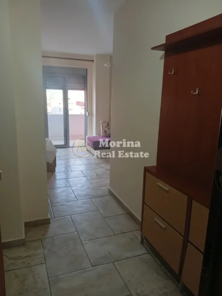 Tirane, jepet me qera apartament 1+1 Kati 2, 60 m² 380 € (Yzberisht)