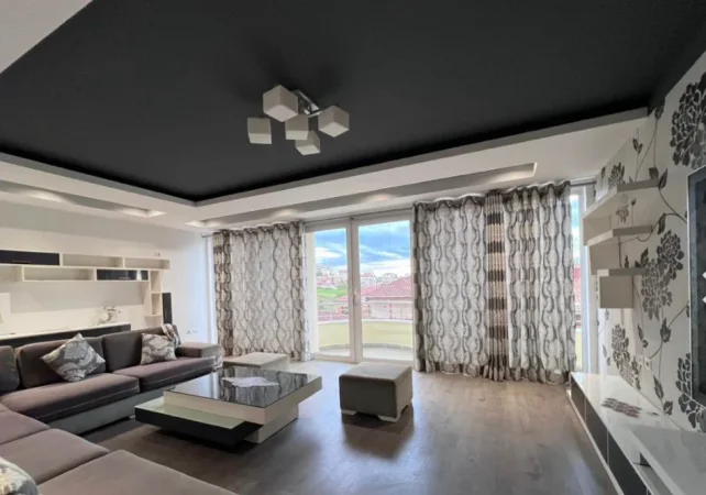 Tirane, jepet me qera Vile Kati 4, 880 m² 1.500 € (PORCELAN)