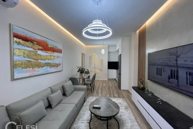 Tirane, jepet me qera apartament 1+1+Ballkon Kati 4, 70 m² 900 € (Rruga e Kosovareve)