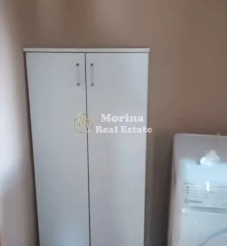 Tirane, jepet me qera apartament 1+1 Kati 4, 70 m² 550 € (Stacioni i Trenit)