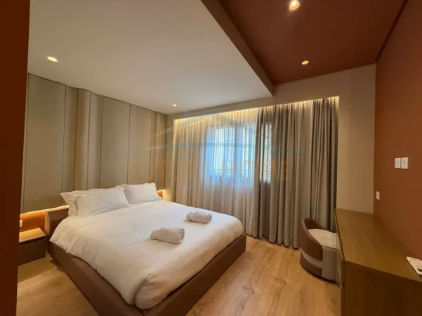 Tirane, jepet me qera apartament 1+1 Kati 1, 80 m² 700 € (Oasis Residence)
