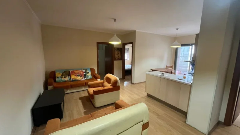 Tirane, shitet apartament 2+1+Ballkon Kati 5, 94 m² 137.000 € (Astir, afer bar 2 Palmat)