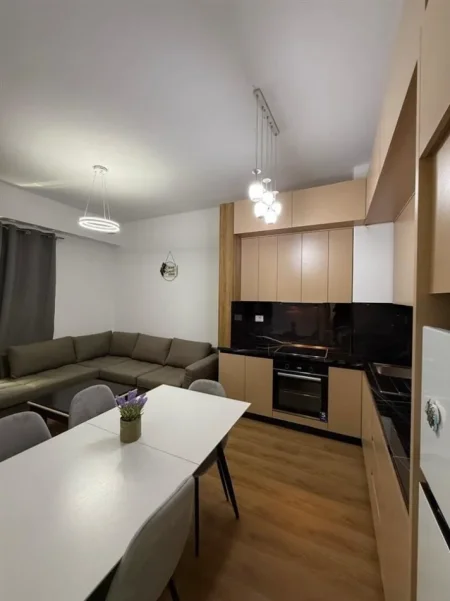 Tirane, jepet me qera apartament 2+1+Ballkon Kati 7, 75 m² 450.000 € (Ali Demi)