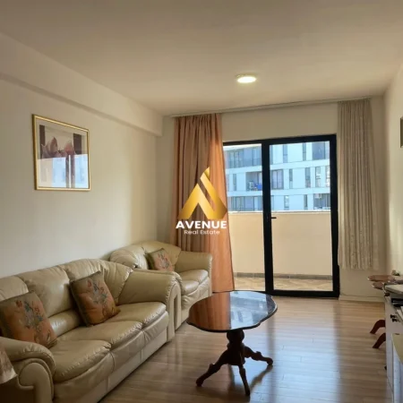 shitet apartament 3+1 Kati 3, 149 m² 200.000 € (PRANE RRETH RROTULLIMIT 5 MAJI)