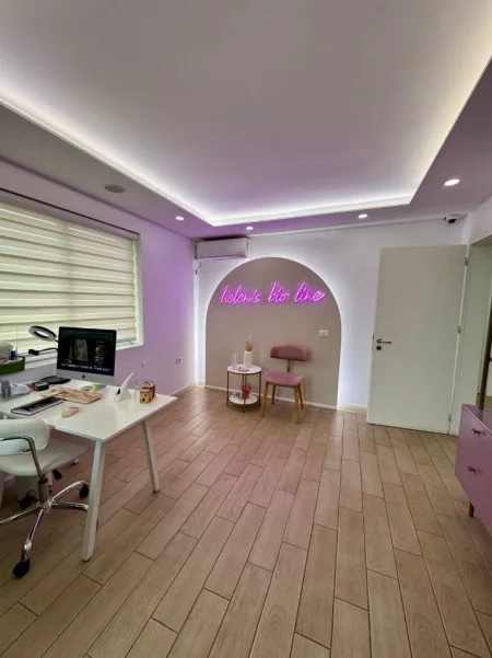 Tirane, jepet me qera ambjent biznesi Kati 2, 68 m² 700 € (Kryqëzimi i Vasil Shantos)