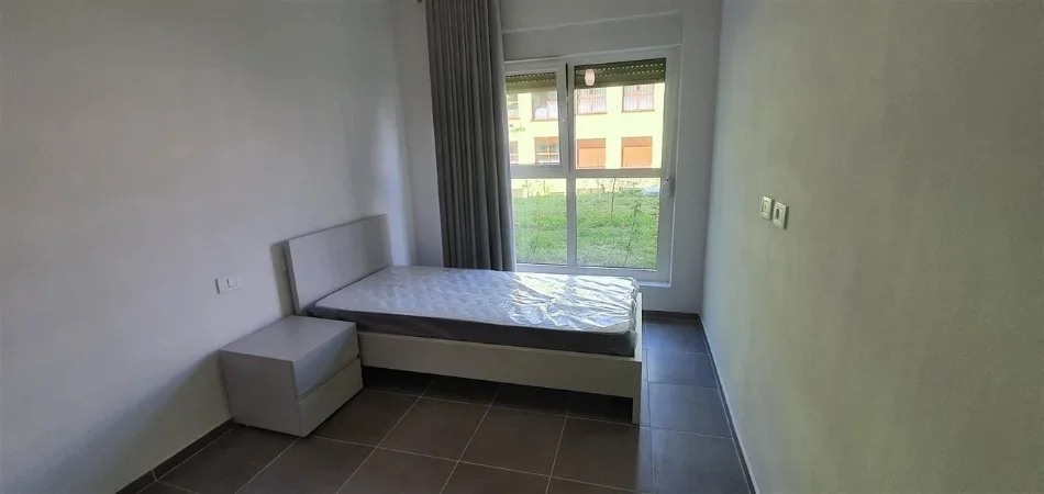 Tirane, jepet me qera apartament 2+1 Kati 1, 85 m² 520 € (pasho hysa)