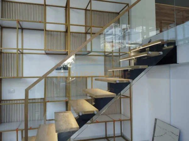 Tirane, jepet me qera ambjent biznesi Kati 0, 105 m² 800 € (Unaza e Re.)