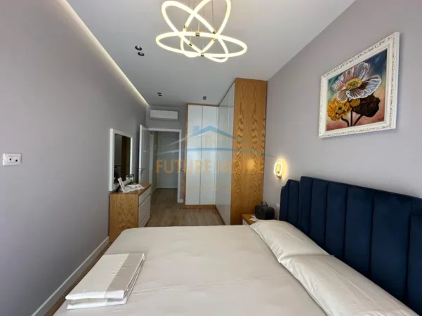 Tirane, jepet me qera apartament 1+1 Kati 9, 58 m² 700 € (Kontakti)