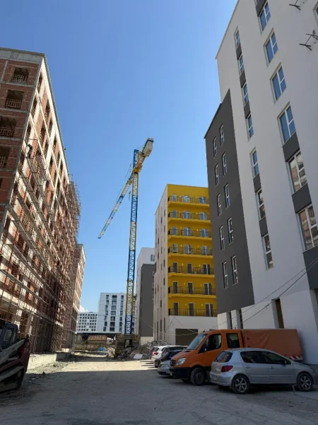 Tirane, shitet apartament 2+1+Ballkon , 95 m² 125.000 € (Ish Dogana - Tirana Entry 2)