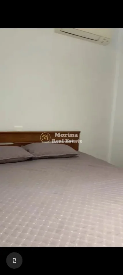 Tirane, jepet me qera ambjent biznesi Kati 2, 80 m² 480 € (Ali Demi)