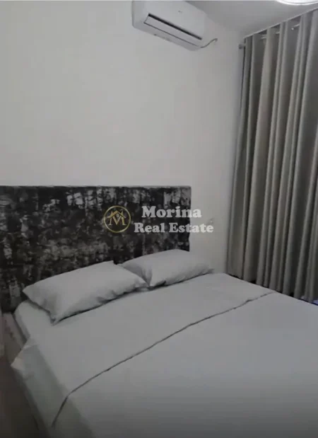 Tirane, jepet me qera apartament 1+1 Kati 2, 90 m² 650 € (Bulevardi Zogu i Pare)