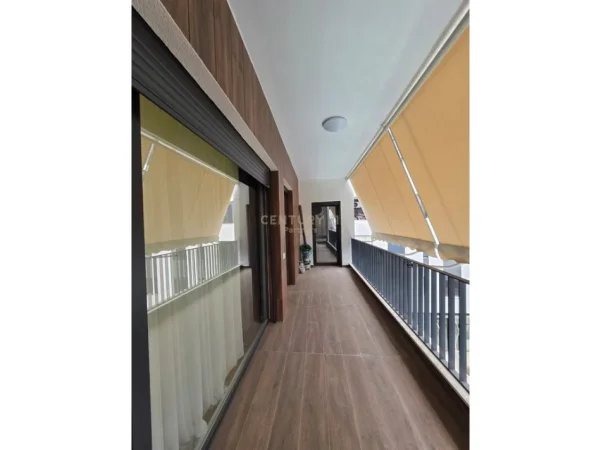 Tirane, shes apartament 2+1+Aneks+Ballkon Kati 3, 104 m² 205.000 € (Relux residence)