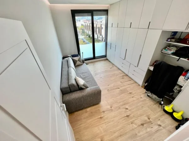 Tirane, shes apartament 3+1+Aneks+Ballkon Kati 2, 130 m² 495.000 € 