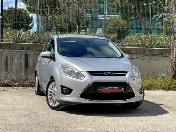 Tirane, shes makine FORD C MAX Nafte, gri metalizato manuale Klima 176.000 km 4.900 €