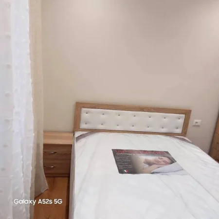 Tirane, jepet me qera shtepi 1 Katshe Kati 1, 84 m² 360 € (kafja e rremes)
