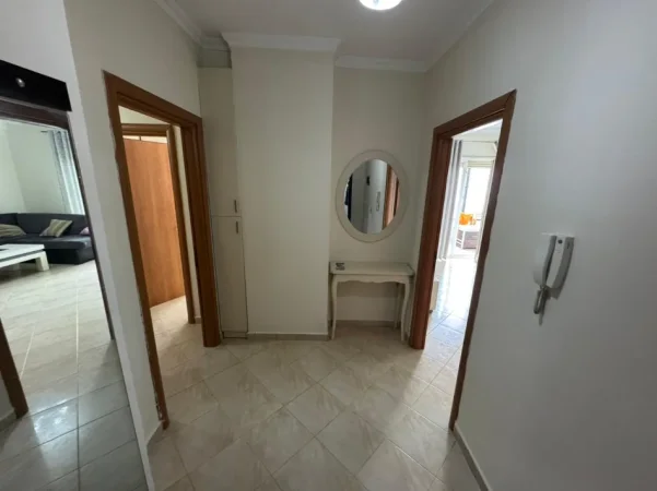 Shqiperi, jepet me qera apartament 2+1 Kati 5, 110 m² 500 € (Astir)