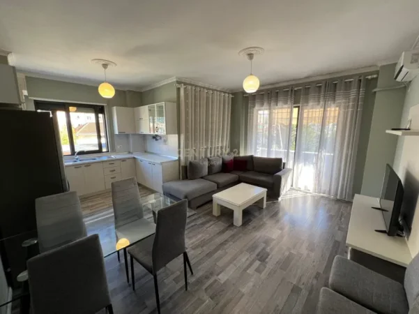 Tirane, jepet me qera apartament 2+1 Kati 2, 85 m² 550 € 