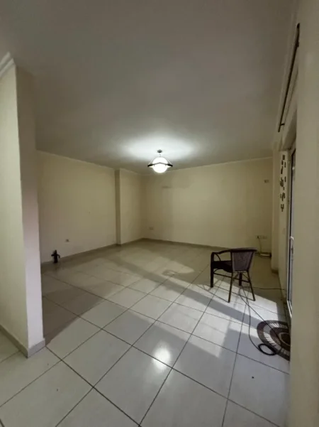 Tirane, shitet apartament 2+1+Ballkon Kati 1, 129 m² 155.000 € (Misto Mame)