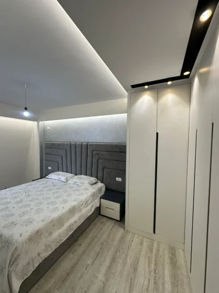 Tirane, shitet apartament 2+1 Kati 3, 127 m² 220.000 € (Astir)