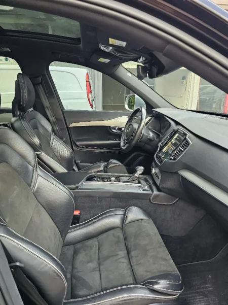 Fier, shes SUV Volvo Benzin, e zeze automatik 203.000 km