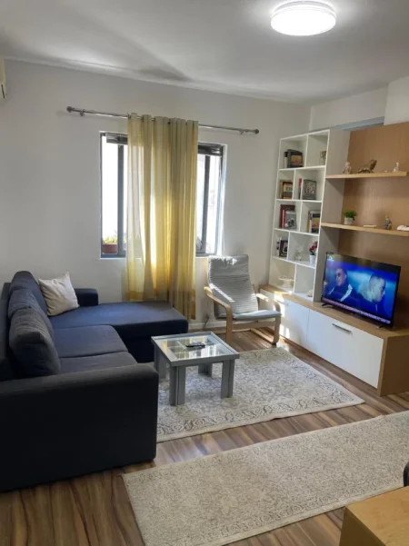 Tirane, shitet garsonier Kati 2, 48 m² 99.000 € (Rruga Ndre Mjeda, Ish Parku i Autobusave)