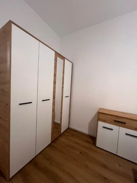 Tirane, shes apartament 1+1+Aneks+Ballkon Kati 5, 61 m² 119.000 € (Rruga Pasho Hysa)