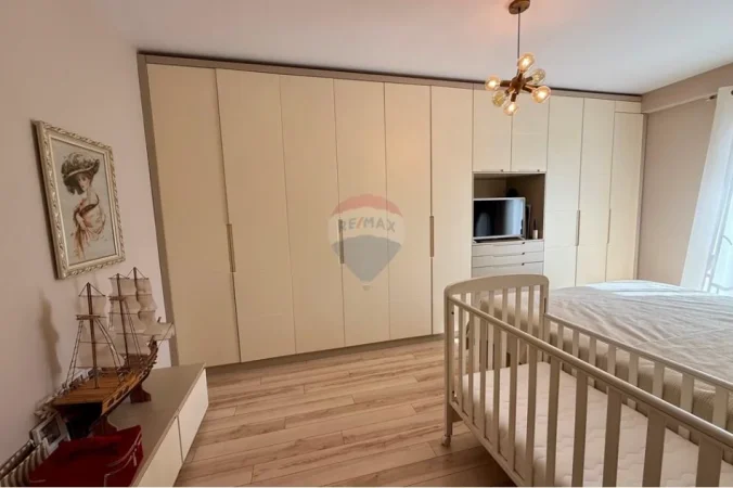 Tirane, shitet apartament , 100 m² 223.000 € 